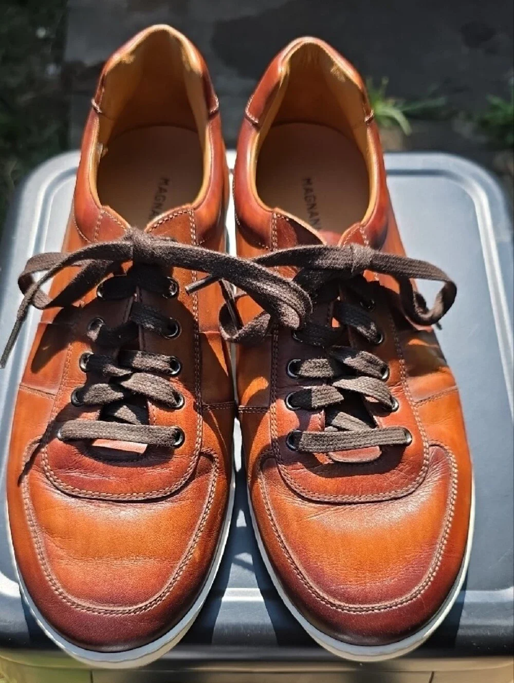 Magnanni Men's Tan Brown Leather Lace-Up Sneakers